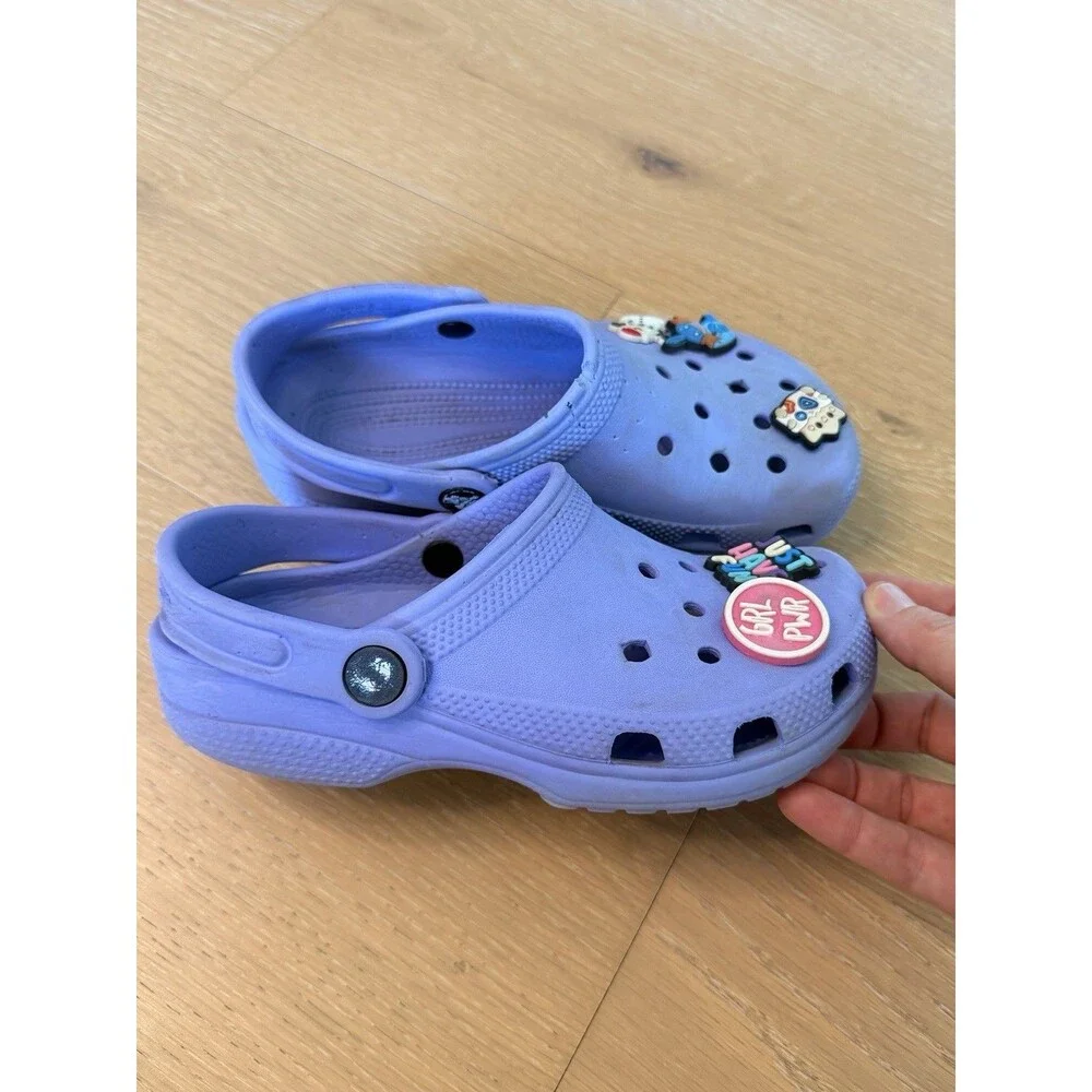 Crocs Girls Child Clog Sandals w/ Jibbitz Kids Size 1 Youth Light Purple